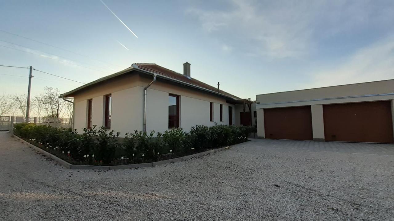 Bibic Apartman A Kapolnasnyek Экстерьер фото